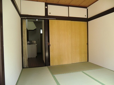 茅南荘　105 室内より撮影