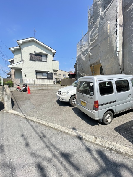 LPビル 駐車場