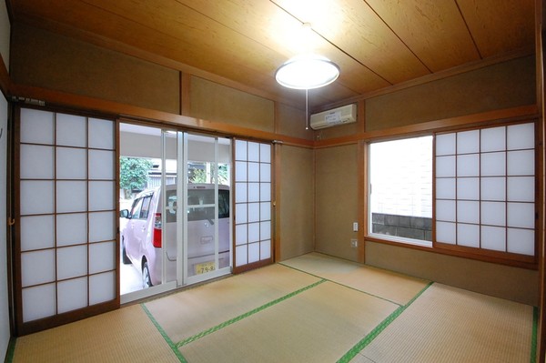 矢畑冨沢貸家 6帖和室です