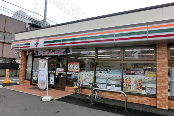 サガミベイ・フォース セブンイレブン南湖3丁目店