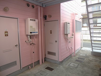 サンリバーA エントランス