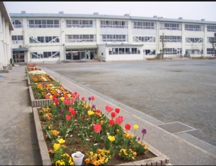 アカバネマンション 茅ヶ崎市立松林小学校