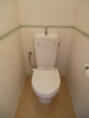 ハイツパシフィック　 暖房便座付き！