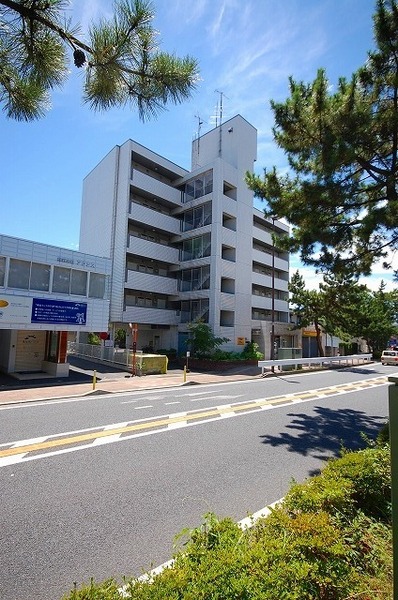 国道一号線沿いマンション