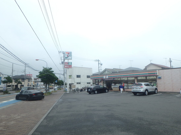レジデンスソフィア湘南 セブンイレブン茅ヶ崎円蔵店