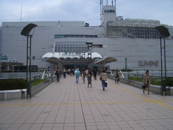 サガミベイ・フォース 茅ヶ崎駅(JR 東海道本線)