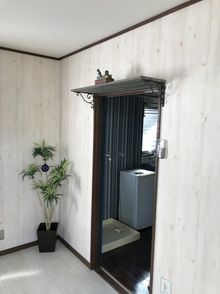 クイーンハイツ　101 窓がたくさん明るいお部屋