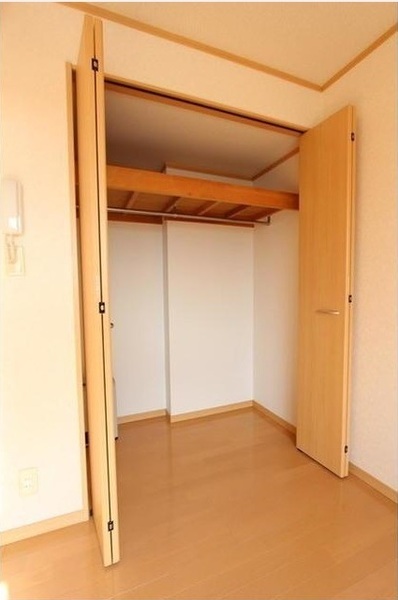 ハイツ茅ヶ崎 収納