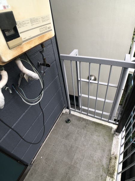 茅南荘 洗濯機置き場