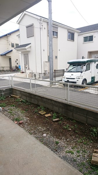 湘南エスポアシティＣ 庭