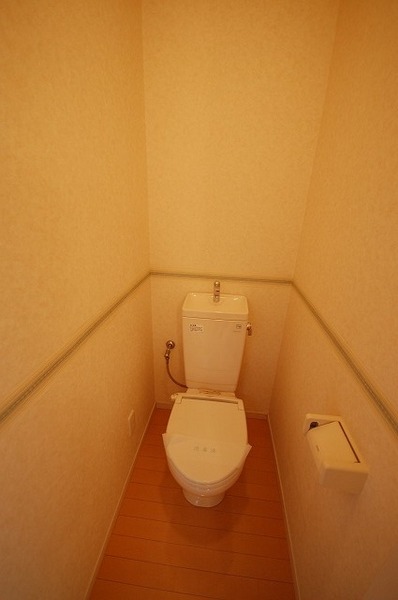 ハイツパシフィック　１０１ ウォームレット付のトイレ