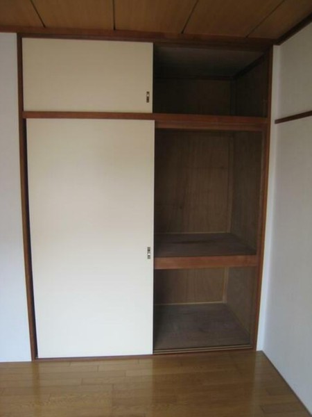 菱沼ハイツ 収納
